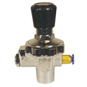 Metal gas regulator with adjustable knob