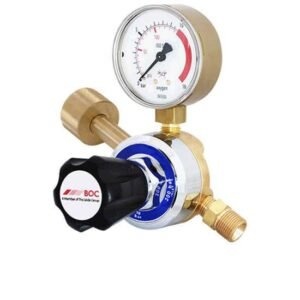Gas regulator with pressure gauge and control knob